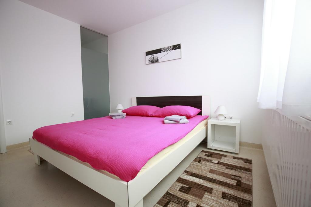 Apartment Hurcak Загреб Экстерьер фото
